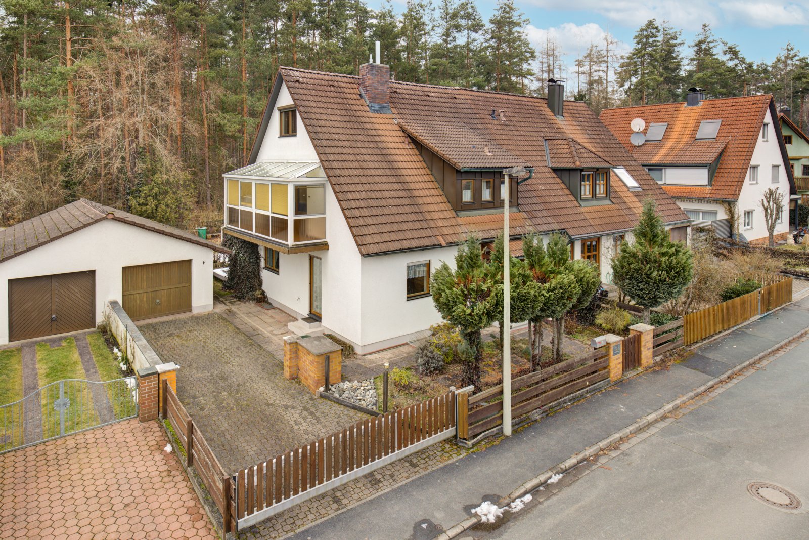 Provisionsfrei: Charmante Doppelhaushälfte in attraktiver Waldrandlage von Rückersdorf Provisionsfrei: Charmante Doppelhaushälfte in attraktiver Waldrandlage von Rückersdorf